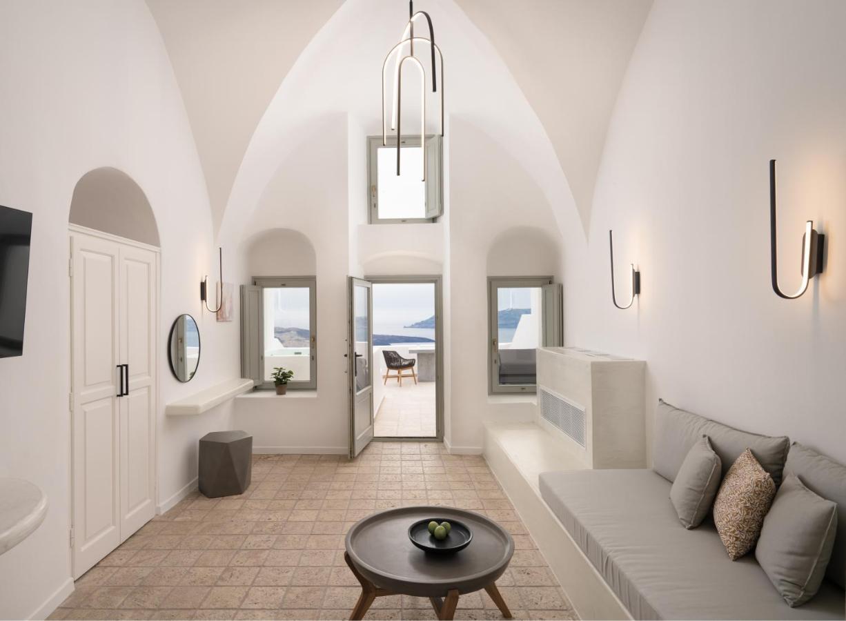 Akasha 4* Fira (Santorini)